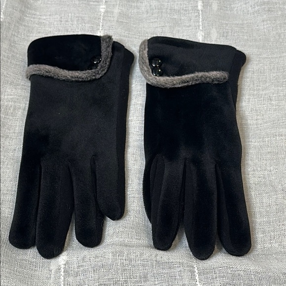 Black Winter Gloves Women Velvet Feel w/ Tech Finger Tips & Grey Accent Button - Picture 2 of 8